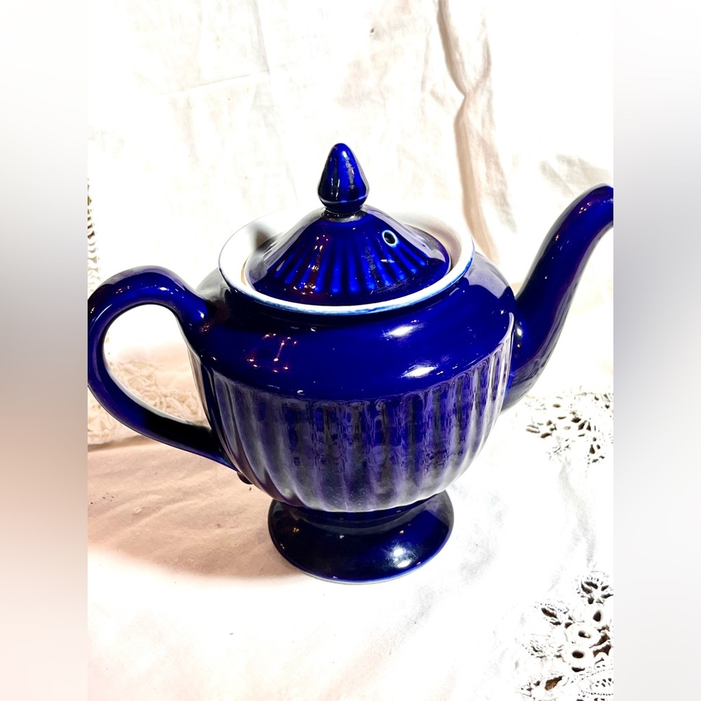 Hall China Cobalt Blue Ribbed Teapot